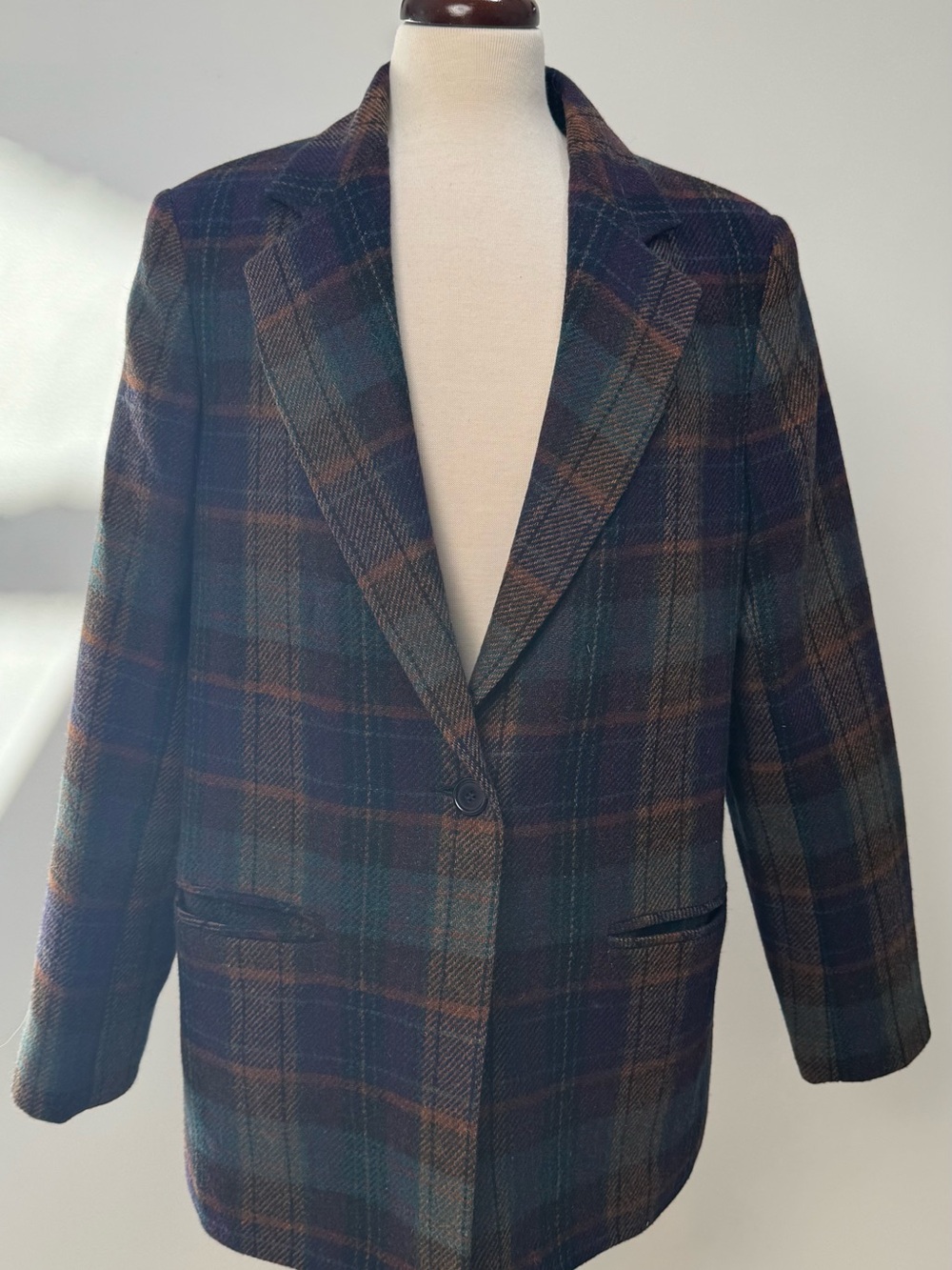 Savannah Women’s 100% Wool Plaid Blazer in Blue and Green